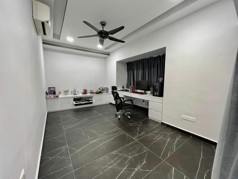 Rumah Berkembar untuk Dijual di Johor Bahru (Johor) - Lokin Yam - Study - PropertyGuru.com.my