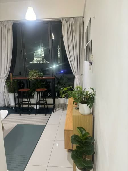 Servis Apartment untuk Dijual di Studio Fourteen - Shahril Ramli - Living Room - PropertyGuru.com.my