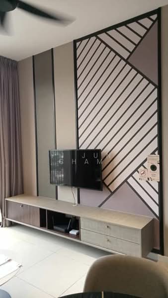 Servis Apartment untuk Disewa di Millerz Square Serviced Residence - Yi Jun Cham - Living Room - PropertyGuru.com.my