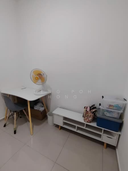 Service Residence for Rent at One Equine - Teng Poh Hong - Study - PropertyGuru.com.my