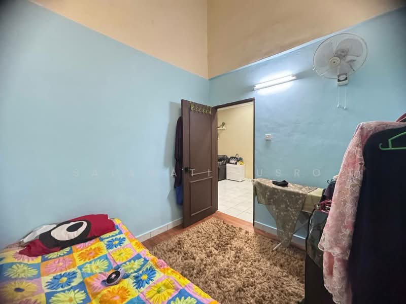 Rumah Teres 1 Tingkat untuk Dijual di Shah Alam (Selangor) - Salawati Busro - Bedroom - PropertyGuru.com.my