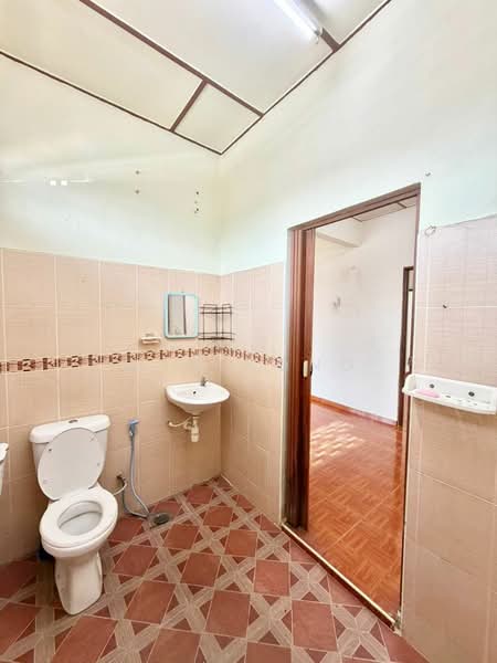 Rumah Teres 1 Tingkat untuk Dijual di Taman Skudai Baru (Skudai) - Min Kong - Bathroom - PropertyGuru.com.my