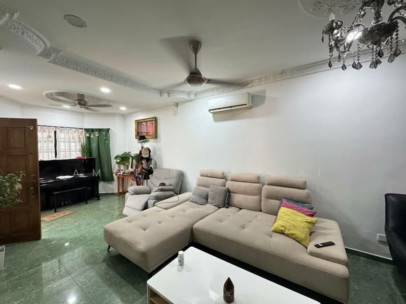 2-storey Terraced House for Sale in Bangsar (Kuala Lumpur) - Ammeer Nadzrai - Living Room - PropertyGuru.com.my