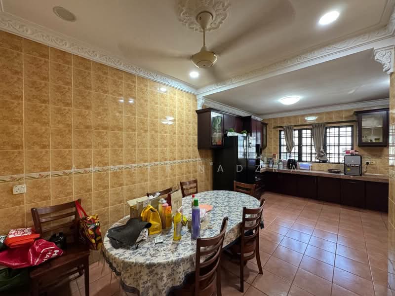 2-storey Terraced House for Sale in Bangsar (Kuala Lumpur) - Ammeer Nadzrai - Kitchen - PropertyGuru.com.my