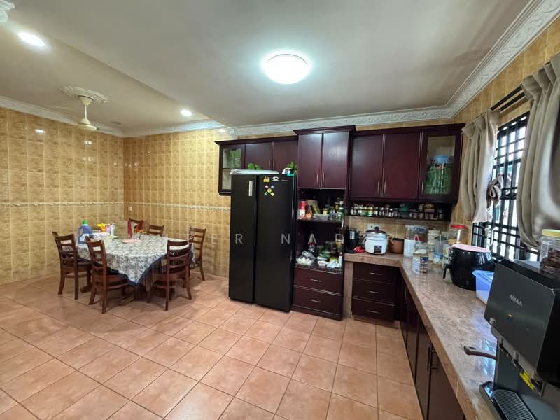 2-storey Terraced House for Sale in Bangsar (Kuala Lumpur) - Ammeer Nadzrai - Kitchen - PropertyGuru.com.my