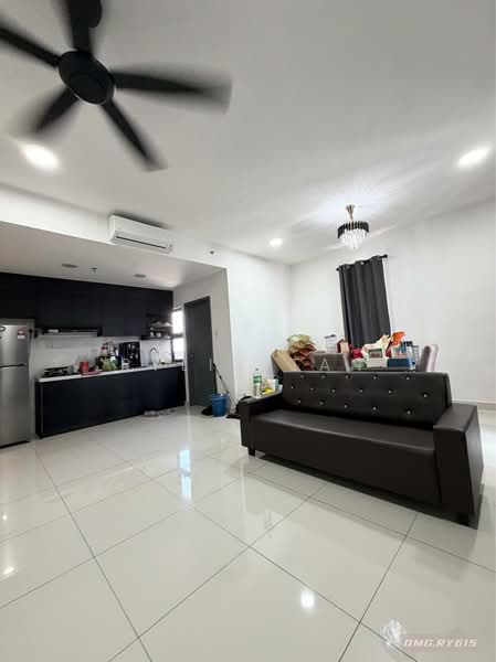Servis Apartment untuk Dijual di TRIO By Setia - Rylin Tan - Living Room - PropertyGuru.com.my