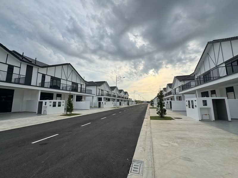 Cluster House for Sale in Taman Ekoflora (Johor Bahru) - Lokin Yam - PropertyGuru.com.my