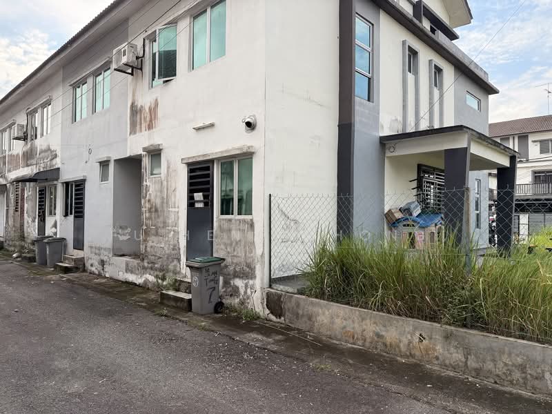 Rumah Teres 2.5 Tingkat untuk Dijual di Taman Scientex Pasir Gudang (Pasir Gudang) - Fu Heng Chong - PropertyGuru.com.my