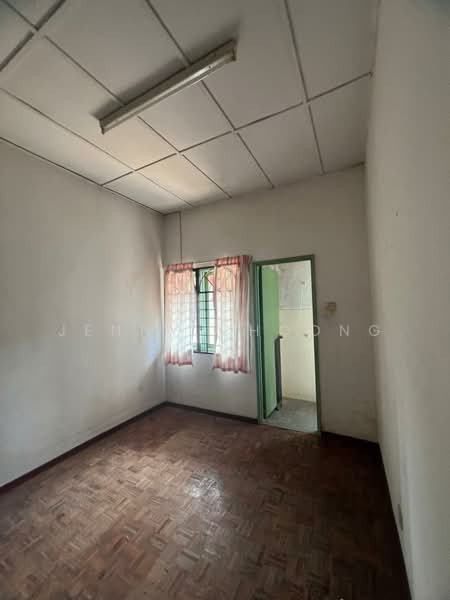 Rumah Teres 2 Tingkat untuk Dijual di Taman Bukit Teratai (Ampang) - Jenny Choong - Interior - PropertyGuru.com.my