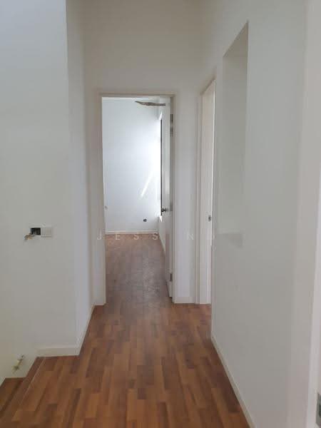 Rumah Kluster untuk Dijual di Semenyih (Selangor) - jess ng - Corridor - PropertyGuru.com.my