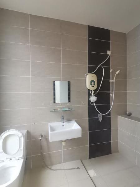 Rumah Kluster untuk Dijual di Semenyih (Selangor) - jess ng - Bathroom - PropertyGuru.com.my