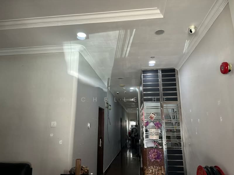 Shop / Office for Rent in Taman Desa Cemerlang (Ulu Tiram) - Michelle He - Corridor - PropertyGuru.com.my