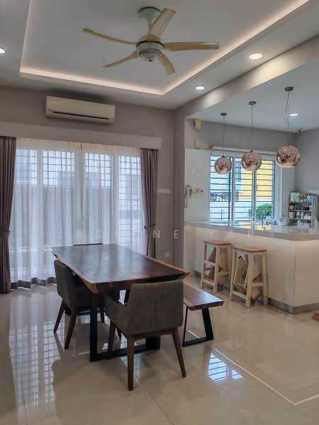 Rumah Banglo untuk Dijual di Bandar Sungai Long (Selangor) - Jasmine Yap - Dining Room - PropertyGuru.com.my