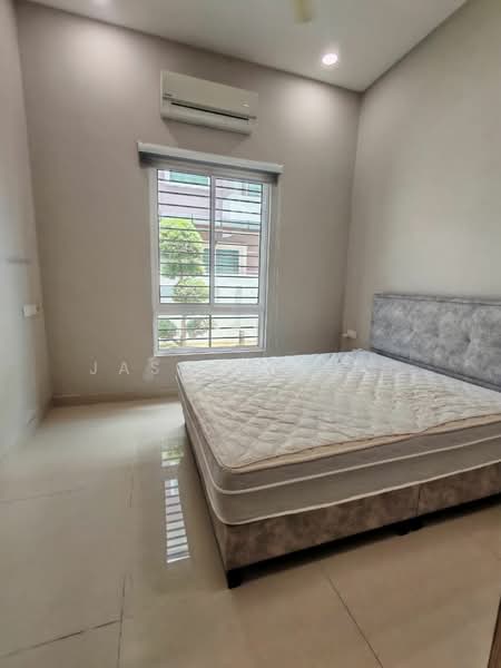 Rumah Banglo untuk Dijual di Bandar Sungai Long (Selangor) - Jasmine Yap - Bedroom - PropertyGuru.com.my