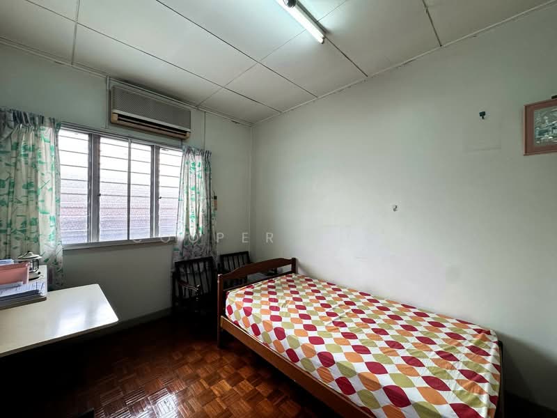Rumah Teres 2 Tingkat untuk Dijual di Damansara Jaya (Petaling Jaya) - Cooper Chow - Bedroom - PropertyGuru.com.my