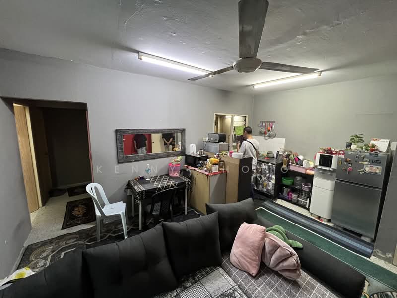 Rumah Flat untuk Dijual di Pangsapuri Sri Meranti - Kenny Chong - Kitchen - PropertyGuru.com.my