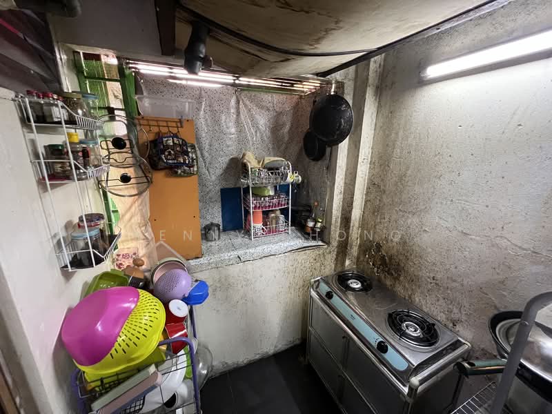 Rumah Flat untuk Dijual di Pangsapuri Sri Meranti - Kenny Chong - Kitchen - PropertyGuru.com.my