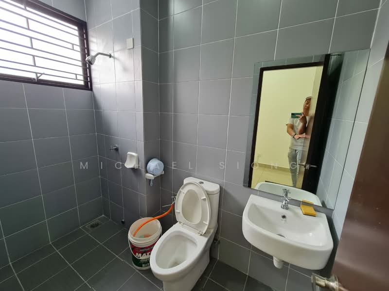 Rumah Teres 2.5 Tingkat untuk Dijual di Rawang (Selangor) - Michael Siong - Bathroom - PropertyGuru.com.my
