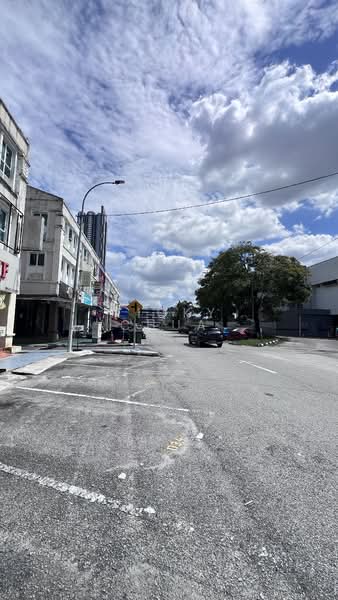 Kedai untuk Disewa di Saujana Impian (Kajang) - Nicky Chua - PropertyGuru.com.my