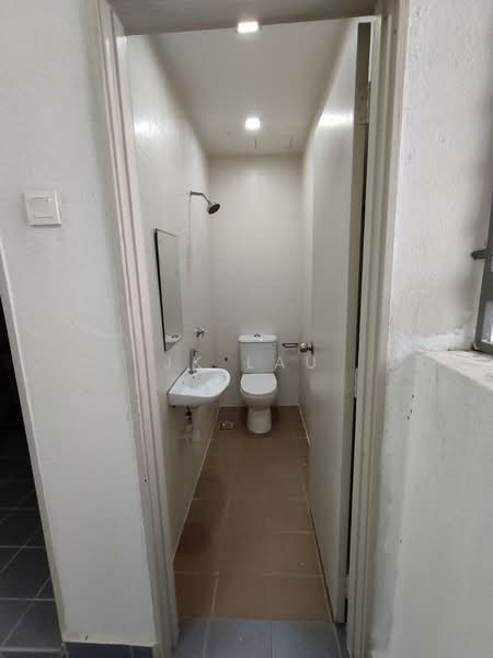 Kondominium untuk Dijual di Zefer Hill Residence - JK Lau - Bathroom - PropertyGuru.com.my