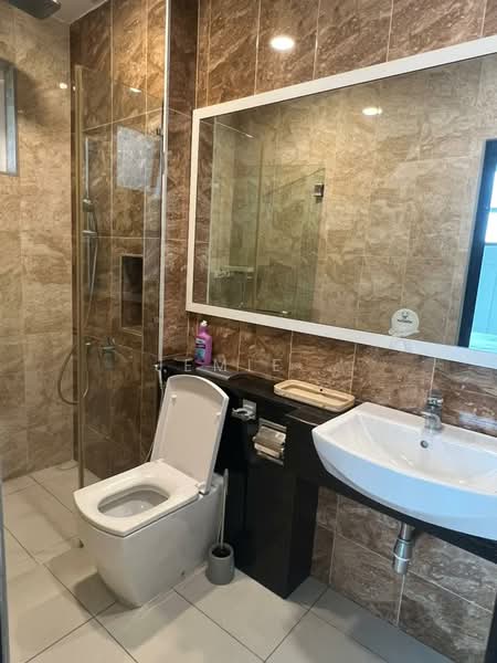 Service Residence for Rent at Paragon Residences @ Straits View - Jemie . - Bathroom - PropertyGuru.com.my