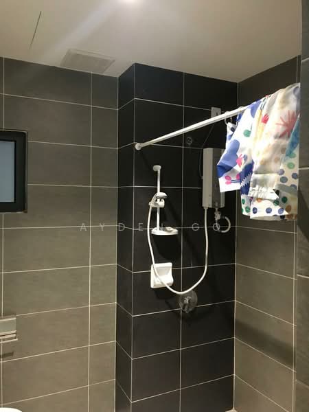 Kondominium untuk Dijual di The Henge - Ayden Go - Bathroom - PropertyGuru.com.my