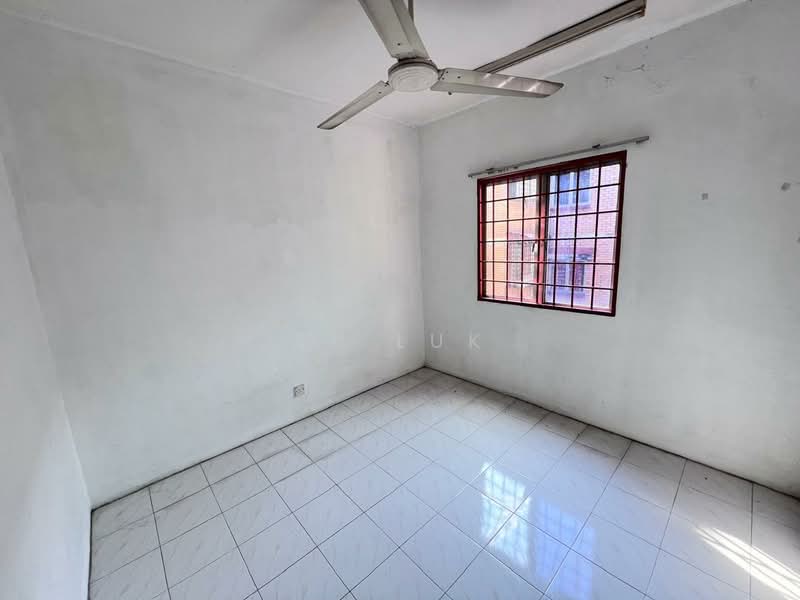 Apartment for Sale at Rajawali Apartment - SK Luk - Interior - PropertyGuru.com.my
