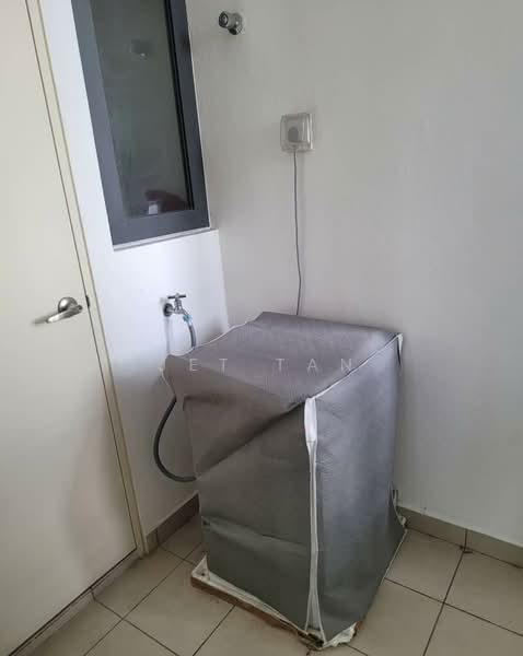 Condominium for Rent at Lakeville Residence - Jet Tan - PropertyGuru.com.my