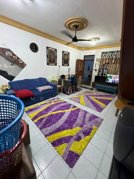Rumah Teres untuk Dijual di Pasir Gudang (Johor) - Mohd Faez - Living Room - PropertyGuru.com.my