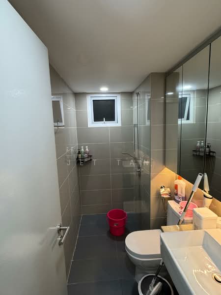 Servis Apartment untuk Disewa di Sentul Point - Jet Tan - Bathroom - PropertyGuru.com.my