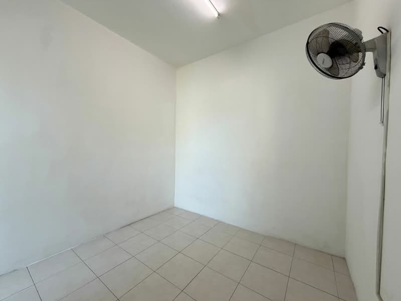 Rumah Teres 2 Tingkat untuk Dijual di Taman Scientex Rawang (Rawang) - SK Luk - Interior - PropertyGuru.com.my
