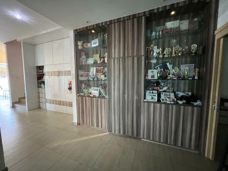 Cluster House for Sale in Taman Mount Austin (Tebrau) - SASER TAN. - Interior - PropertyGuru.com.my
