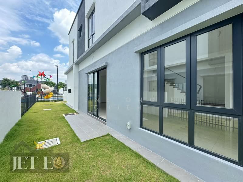 Semi-Detached House for Sale in Telok Panglima Garang (Selangor) - Eugene Ong Eu chieh - Exterior - PropertyGuru.com.my