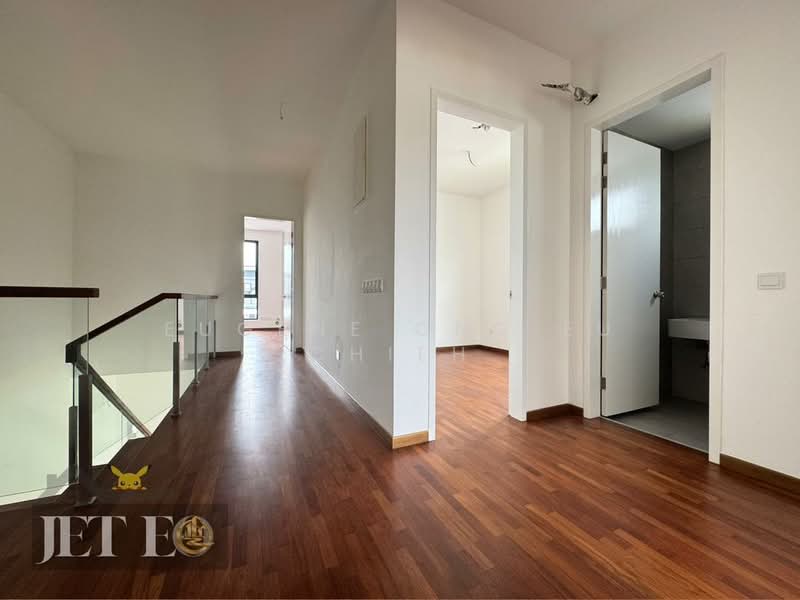 Semi-Detached House for Sale in Telok Panglima Garang (Selangor) - Eugene Ong Eu chieh - Corridor - PropertyGuru.com.my