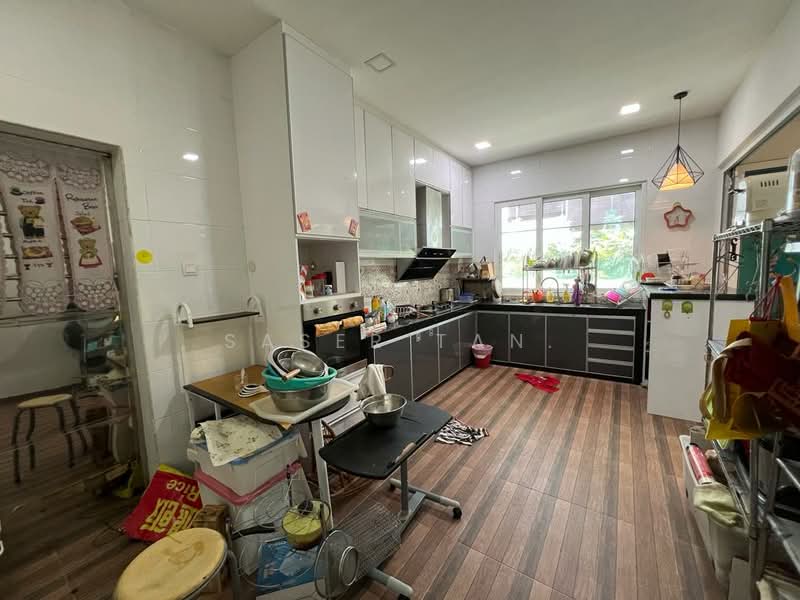 Rumah Kluster untuk Disewa di Taman Mount Austin (Tebrau) - SASER TAN. - Kitchen - PropertyGuru.com.my
