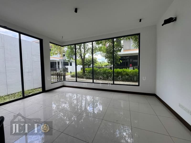 2-storey Terraced House for Sale in Telok Panglima Garang (Selangor) - Eugene Ong Eu chieh - Living Room - PropertyGuru.com.my