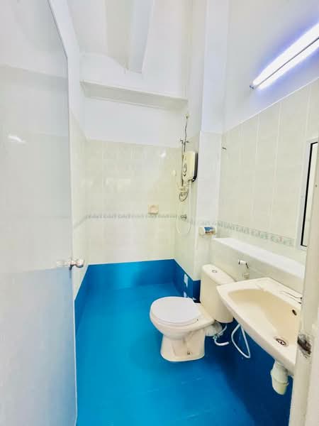 2-storey Terraced House for Sale in Subang Jaya (Selangor) - Adibah Salim - Bathroom - PropertyGuru.com.my