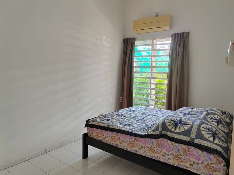 1-storey Terraced House for Rent in Hijauan Valdor (Sungai Jawi) - Yvonne Loh - Bedroom - PropertyGuru.com.my