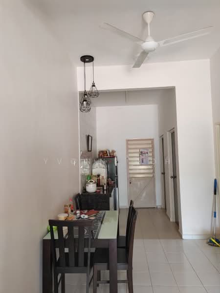 1-storey Terraced House for Rent in Hijauan Valdor (Sungai Jawi) - Yvonne Loh - Dining Room - PropertyGuru.com.my