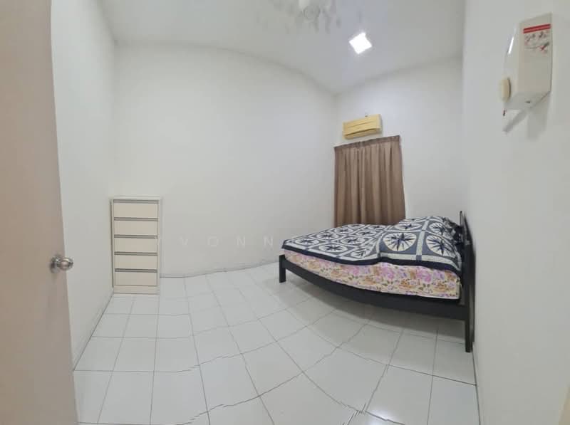 1-storey Terraced House for Rent in Hijauan Valdor (Sungai Jawi) - Yvonne Loh - Bedroom - PropertyGuru.com.my