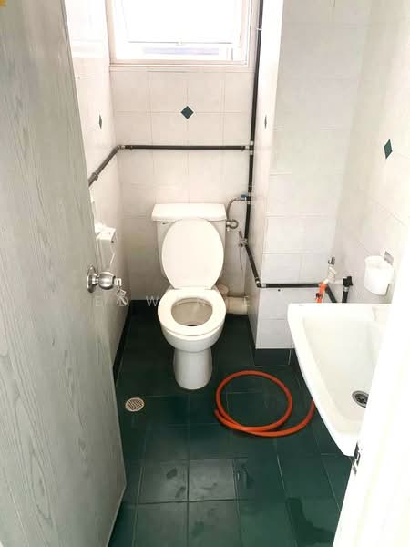 Kondominium untuk Disewa di N-Park Condominium - Edwin Ewe - Bathroom - PropertyGuru.com.my