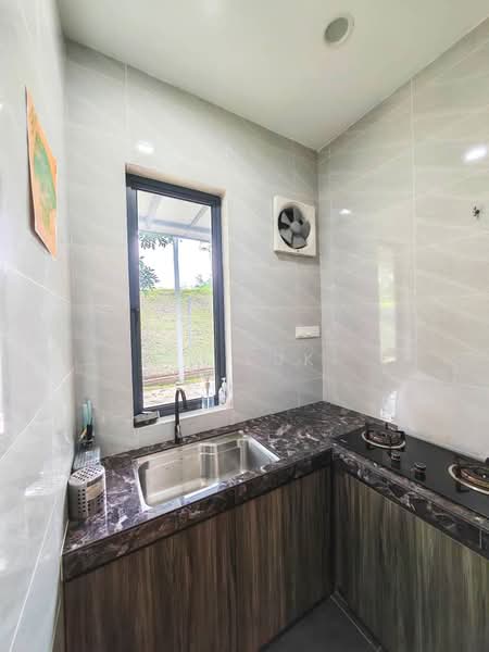 Rumah Teres 2 Tingkat untuk Dijual di Rawang (Selangor) - SK Luk - Kitchen - PropertyGuru.com.my