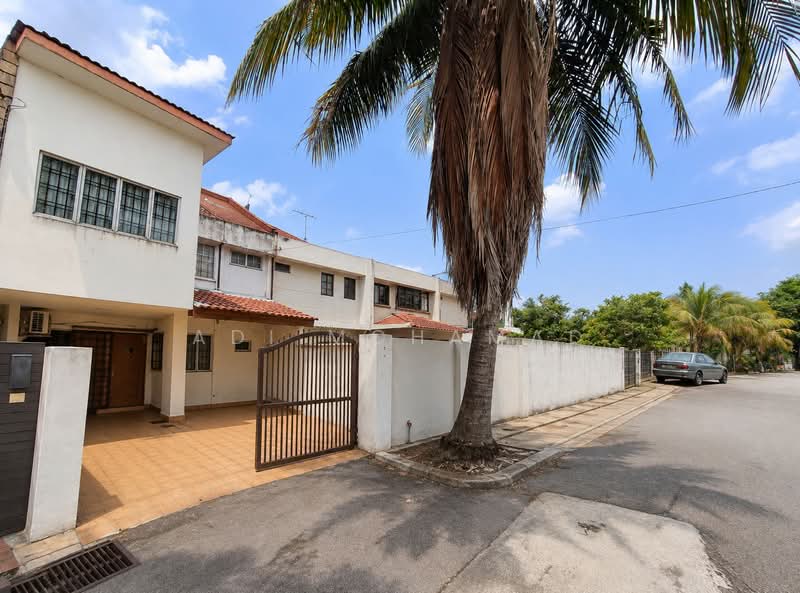 2-storey Terraced House for Sale in Wangsa Maju (Kuala Lumpur) - Adi Mohamad - Exterior - PropertyGuru.com.my