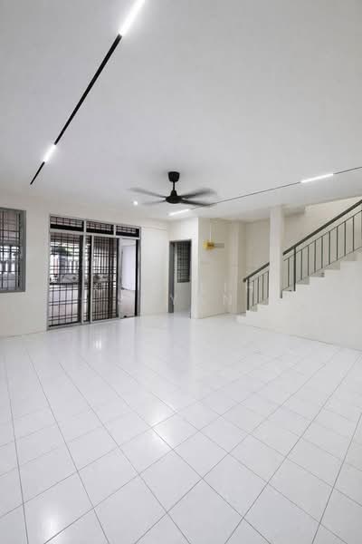 2-storey Terraced House for Sale in Taman Sri Saujana (Kota Tinggi) - Ong Lih Shyan - Living Room - PropertyGuru.com.my