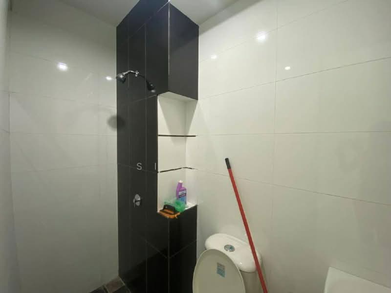 Condominium for Sale at The Clovers - Siang . - Bathroom - PropertyGuru.com.my