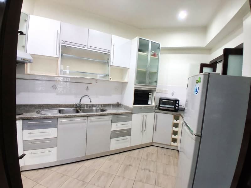 Kondominium untuk Disewa di Marina Tower (Ratu Mutiara) - Edwin Ewe - Kitchen - PropertyGuru.com.my