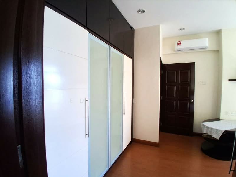 Kondominium untuk Disewa di Marina Tower (Ratu Mutiara) - Edwin Ewe - Interior - PropertyGuru.com.my
