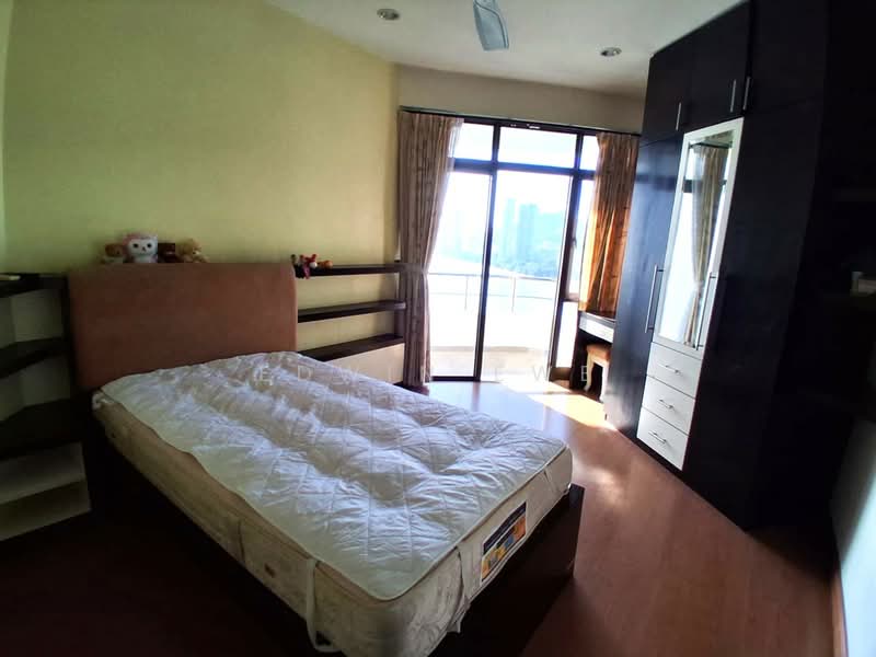 Kondominium untuk Disewa di Marina Tower (Ratu Mutiara) - Edwin Ewe - Bedroom - PropertyGuru.com.my