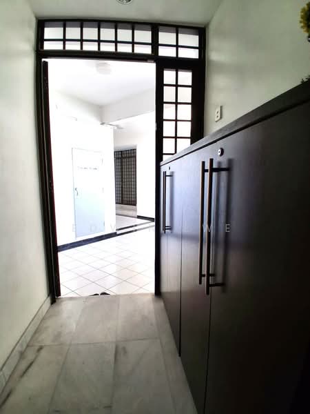 Kondominium untuk Disewa di Marina Tower (Ratu Mutiara) - Edwin Ewe - Entrance - PropertyGuru.com.my