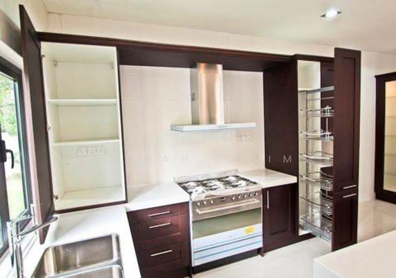 Rumah Banglo untuk Dijual di Ampang (Selangor) - Adibah Salim - Kitchen - PropertyGuru.com.my